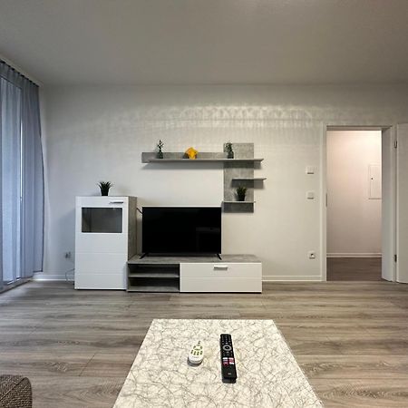 Olis Appartement In Neuss Exterior photo